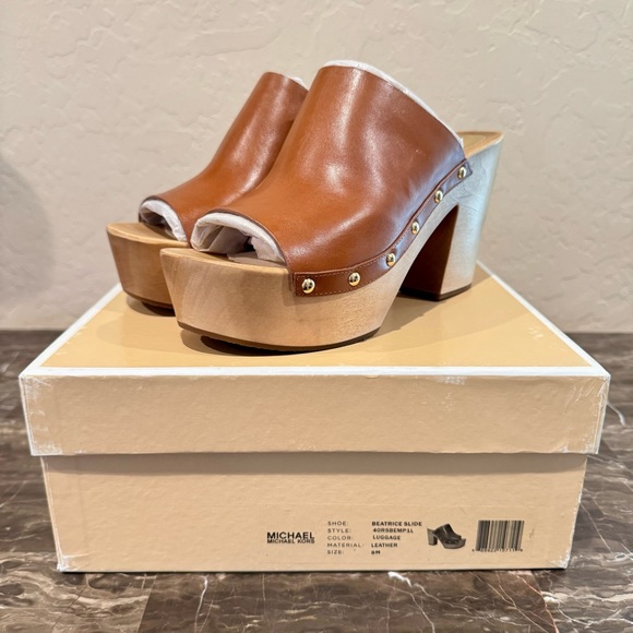 NEW Michael Kors Beatrice Slide Leather Open Toe Clogs - Picture 1 of 14